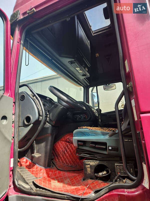 Тягач DAF XF 95 2001 в Черкассах