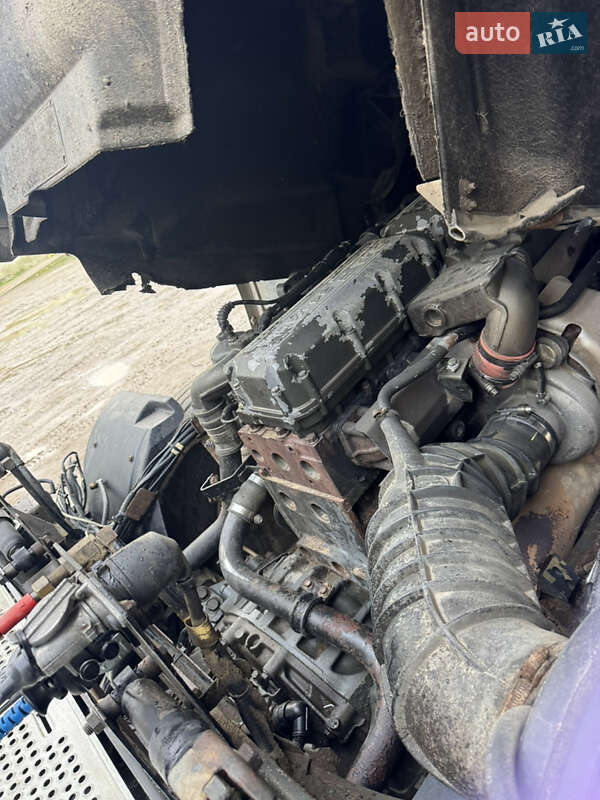 Тягач DAF XF 95 2006 в Самборе