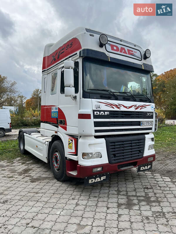 Тягач DAF XF 95 2004 в 