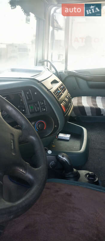 Тягач DAF XF 95 2006 в Дніпрі