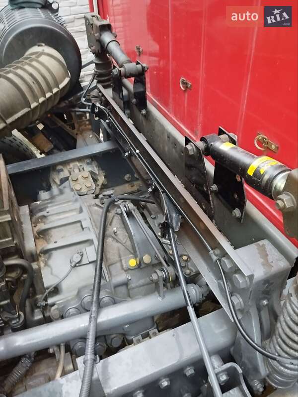 Вантажний фургон DAF XF 95 2006 в Кременчуці