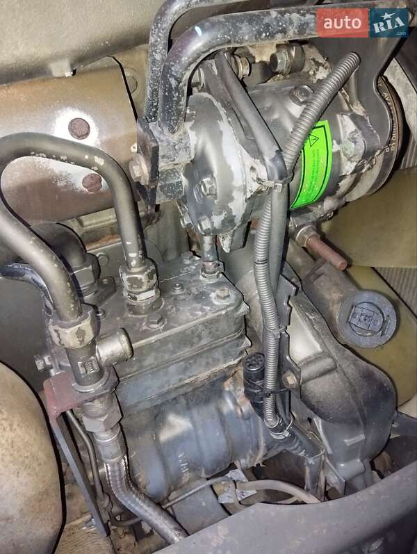 Вантажний фургон DAF XF 95 2006 в Кременчуці