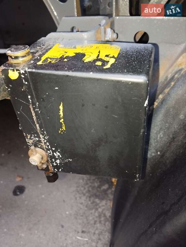 Вантажний фургон DAF XF 95 2006 в Кременчуці