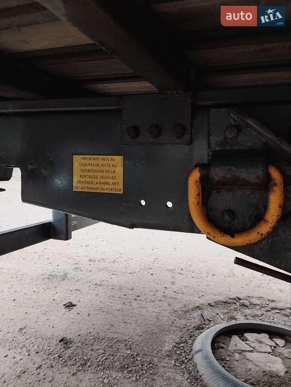 Вантажний фургон DAF XF 95 2006 в Кременчуці