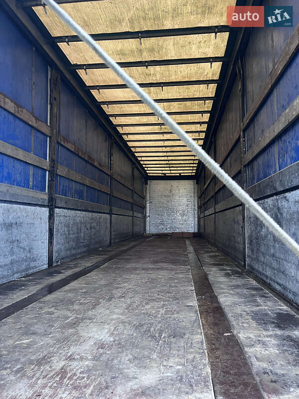 Тягач DAF XF 95 2000 в Рокитном