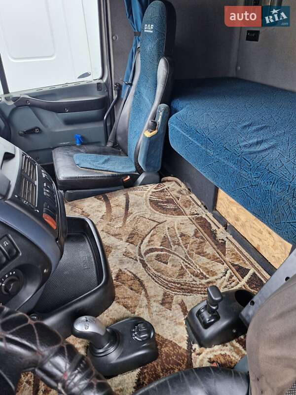 Тягач DAF XF 95 2004 в Одессе