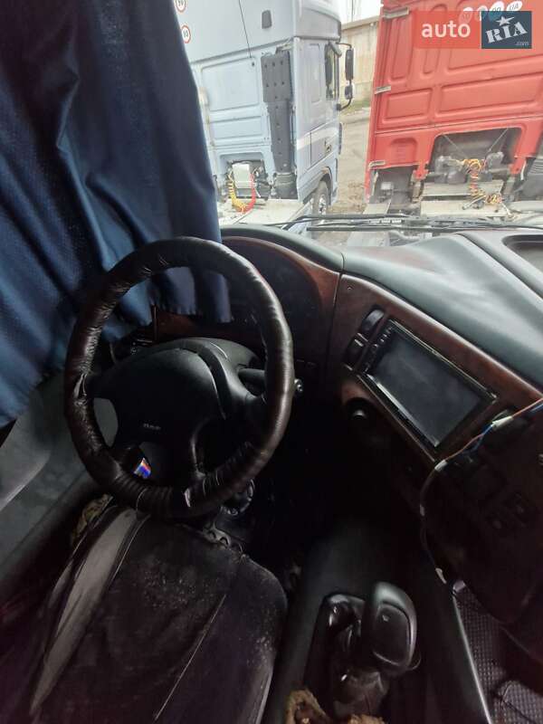 Тягач DAF XF 95 2005 в Одессе