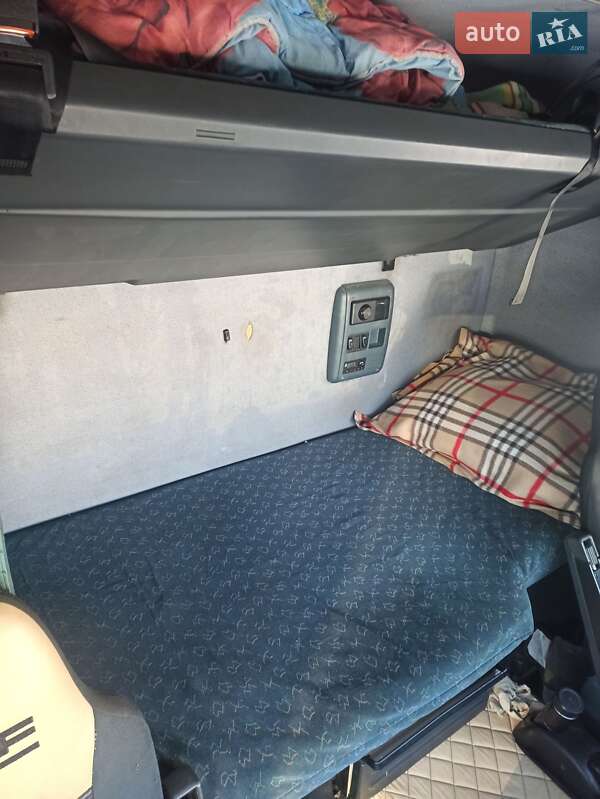 Тентованый DAF XF 95 2002 в Луцке