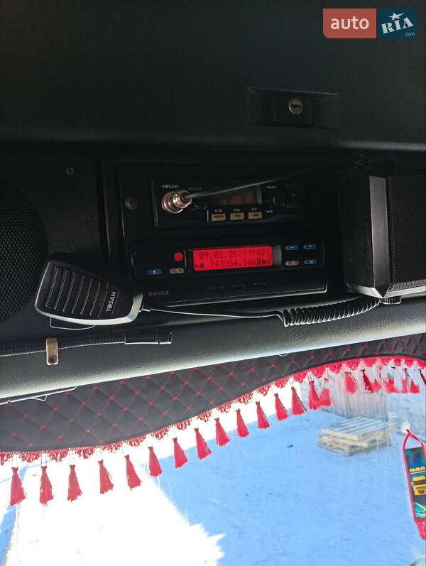 Контейнеровоз DAF XF 95 2004 в Днепре фото 11 Контейнеровоз DAF XF 95 2004 в Днепре