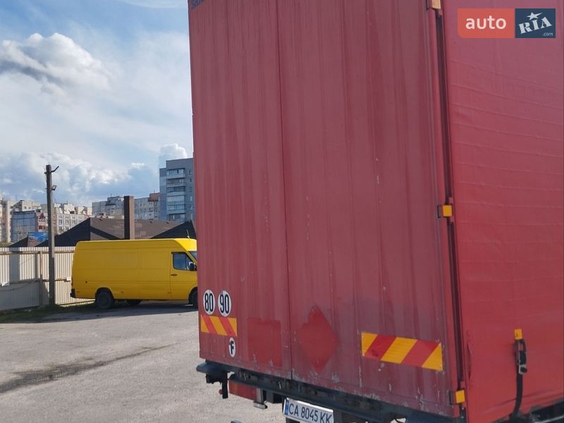 Вантажний фургон DAF XF 95 2006 в Кременчуці