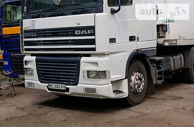 Тягач DAF XF 2000 в 