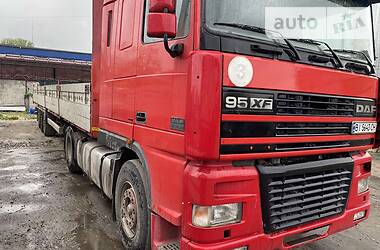 Тягач DAF XF 2002 в Киеве