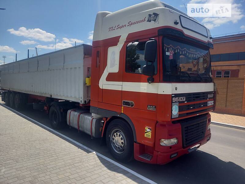 Тягач DAF XF 1998 в Ивановке