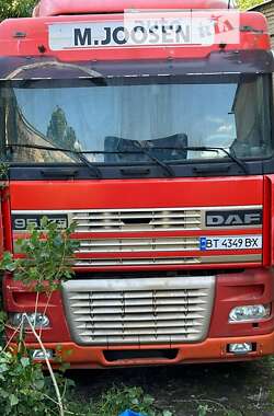 Тягач DAF XF 2000 в 