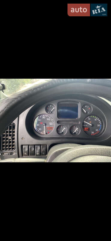 Контейнеровоз DAF XF 2005 в Одессе