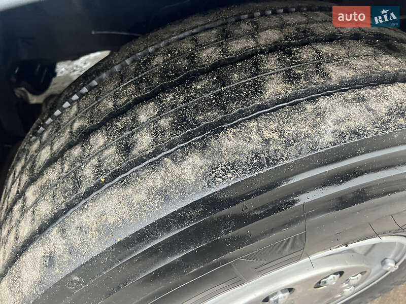 Контейнеровоз DAF XF 2005 в Одессе