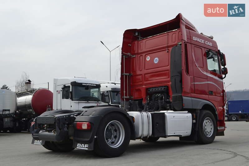 Тягач DAF XF 2015 в Хусте