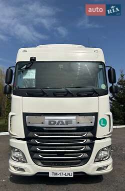 Тягач DAF XF 2015 в 