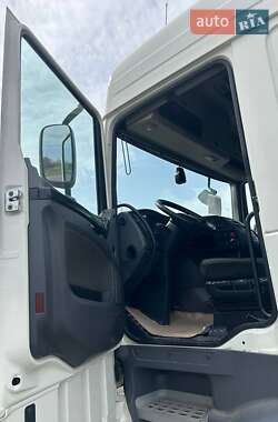 Тягач DAF XF 2015 в 