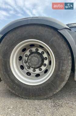 Тягач DAF XF 2015 в 