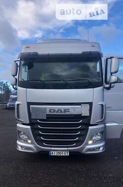 Тягач DAF XF 2015 в 