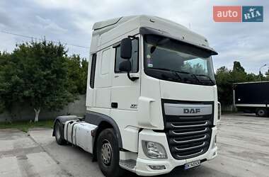 Тягач DAF XF 2015 в 
