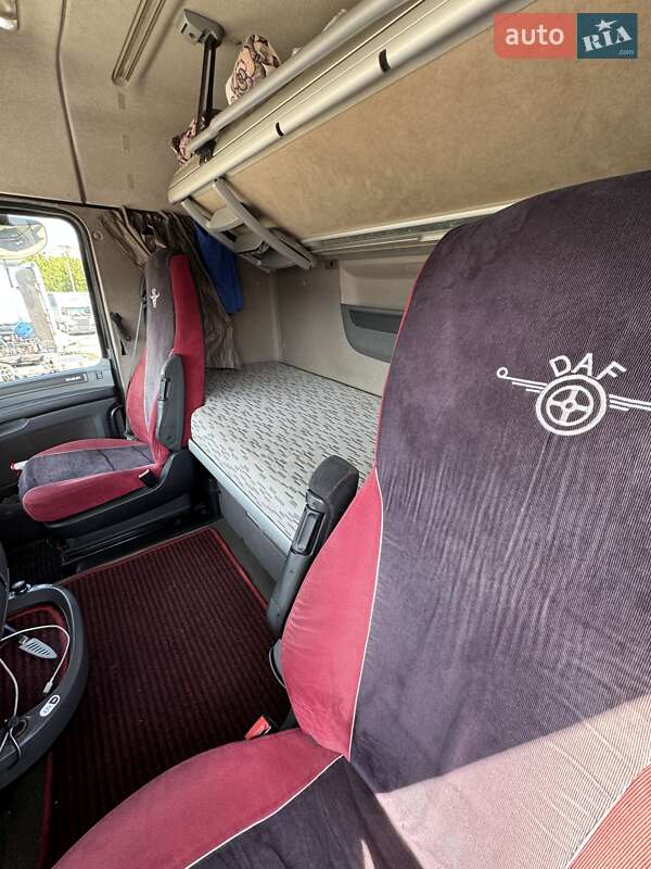 Тягач DAF XF 2015 в Ровно