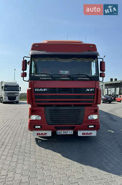 Тягач DAF XF 2006 в Дніпрі