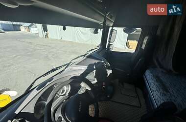 Тягач DAF XF 2015 в 