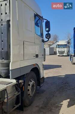 Тягач DAF XF 2009 в 