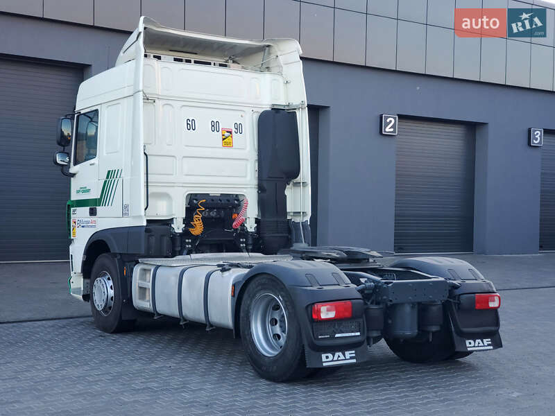 Тягач DAF XF 2014 в Ровно