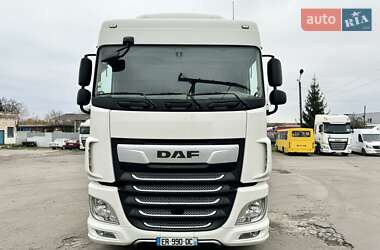 Тягач DAF XF 2017 в 