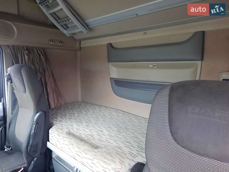 Тягач DAF XF 2014 в Ровно