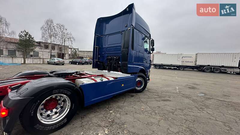 Тягач DAF XF 2016 в Ирпене