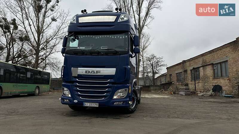 Тягач DAF XF 2016 в Ирпене