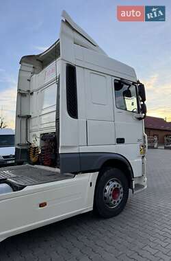 Тягач DAF XF 2015 в 