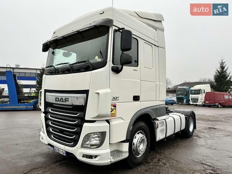 Тягач DAF XF 2015 в Ровно