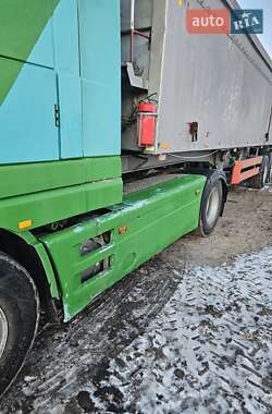 Тягач DAF XF 2002 в 