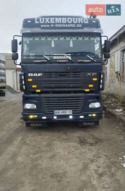 Тягач DAF XF 2005 в 