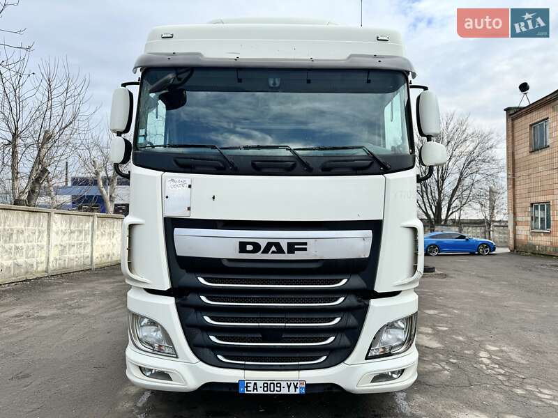 Тягач DAF XF 2016 в Рівному