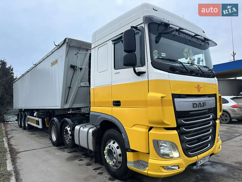 Тягач DAF XF 2016 в 