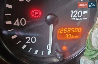 Тягач DAF XF 2006 в 