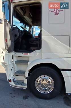 Тягач DAF XF 2016 в 