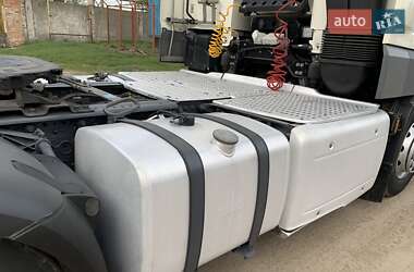 Тягач DAF XF 2015 в 