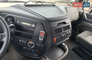 Тягач DAF XF 2011 в 