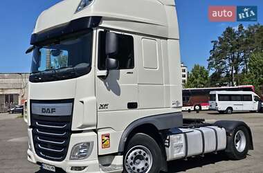 Тягач DAF XF 2015 в 