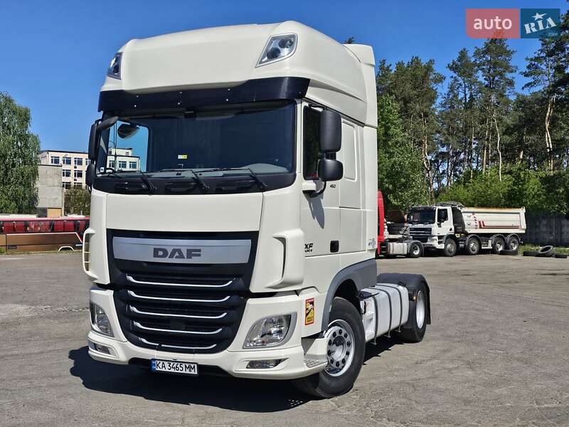 Тягач DAF XF 2015 в 