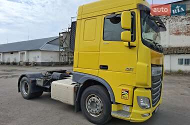 Тягач DAF XF 2015 в 