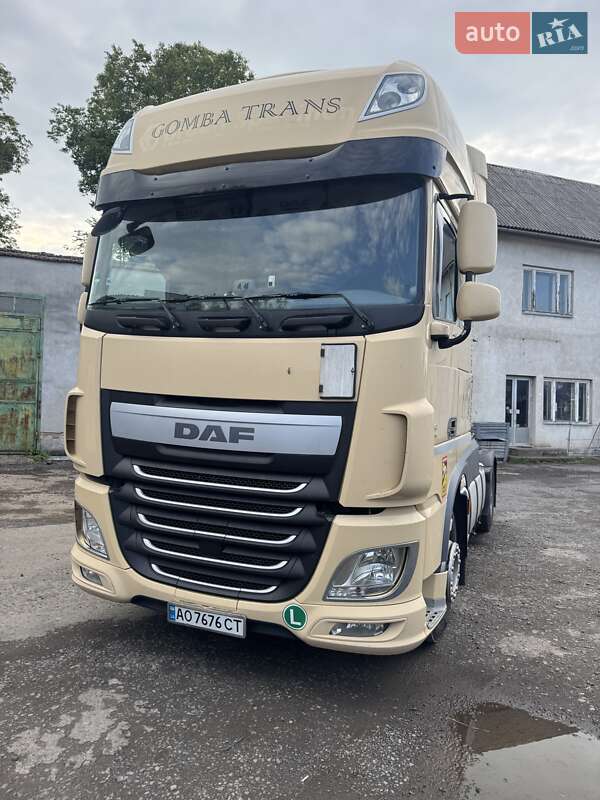 Тягач DAF XF 2016 в 