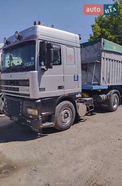 Зерновоз DAF XF 2000 в Тульчине